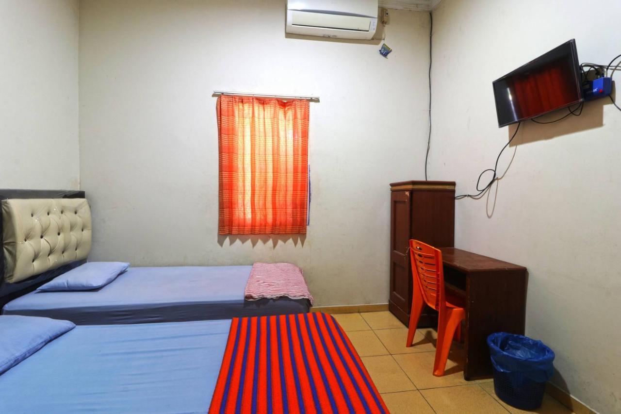 Wisma Cempaka 2 Syariah Parit (Riau) Exterior photo